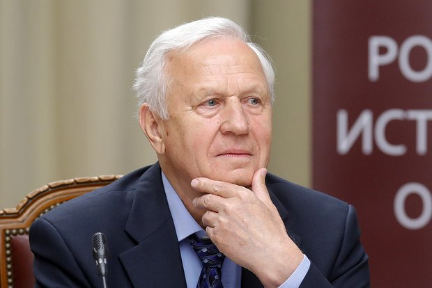 Свойственна сильная боль
